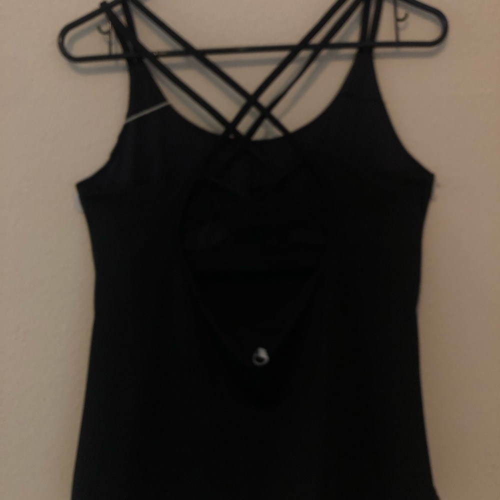 Athletic top